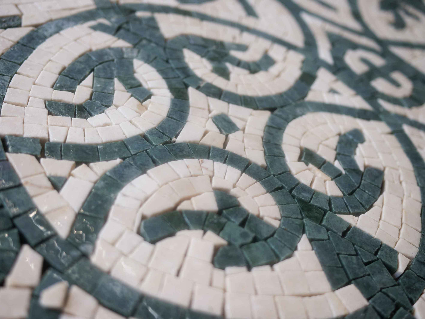 Artistic Mosaic Pattern Border