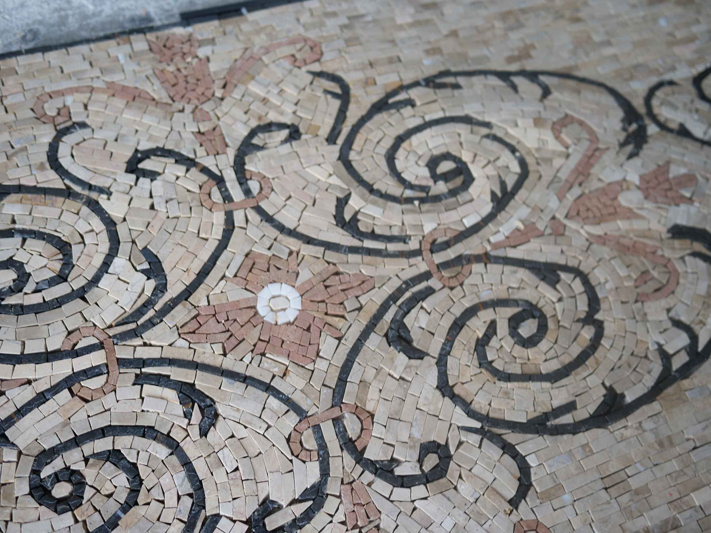 Royal Pattern Mosaic Design