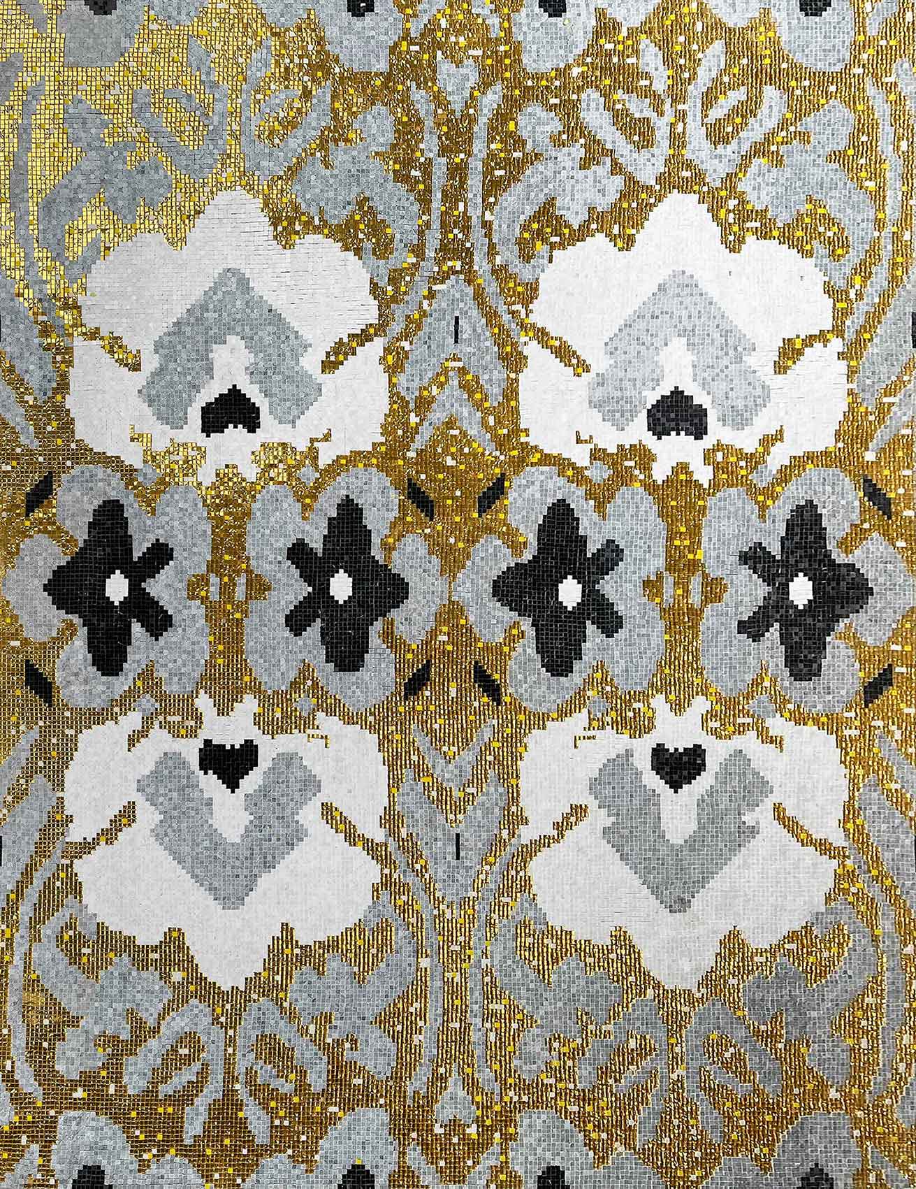 Golden Flowers Glass Mosaic Backsplash