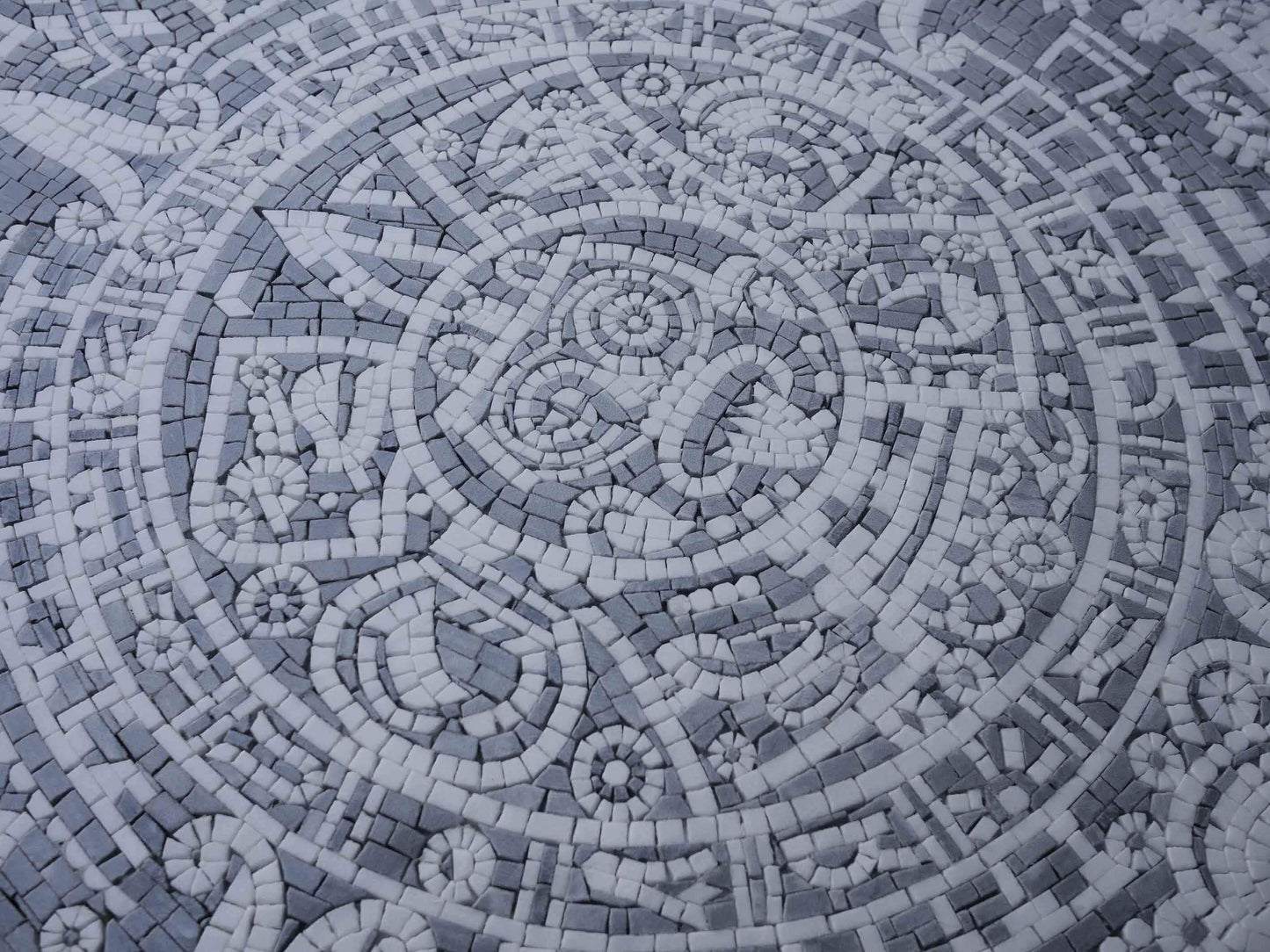 Tribal Mosaic Medallion - Tribus