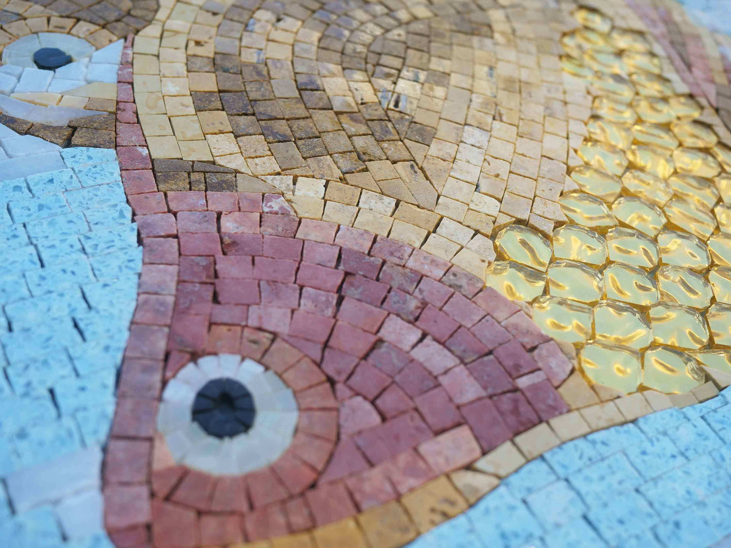 Mosaic Art - Fish & Champagne