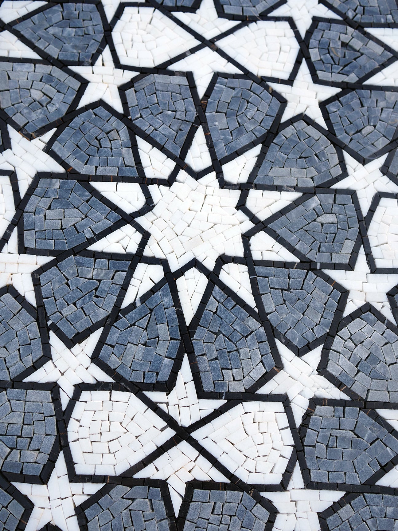 Geometric Harmony: A Mosaic of Interlocking Stars