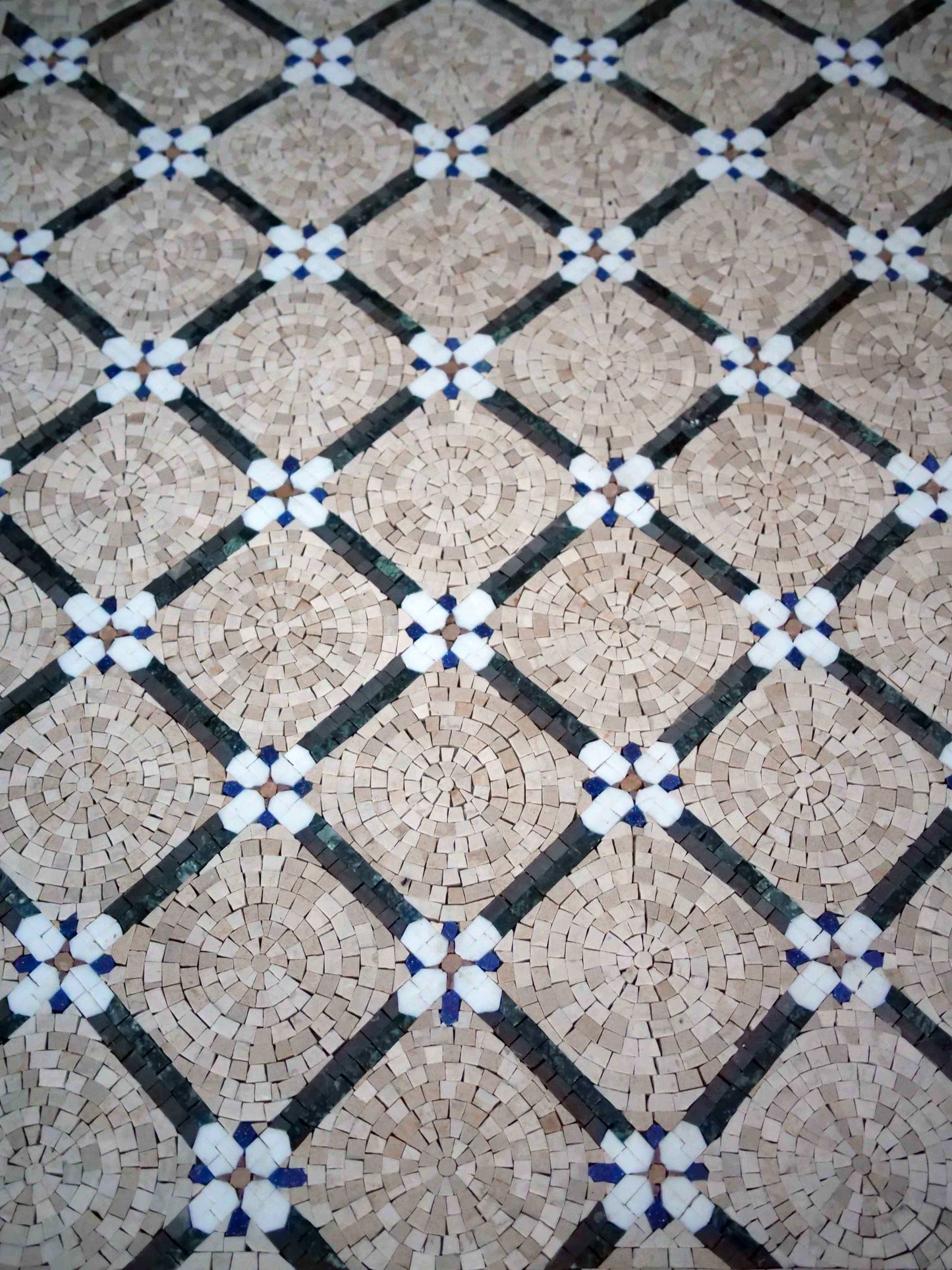 Handcrafted Mosaic Rug - Victorian Design