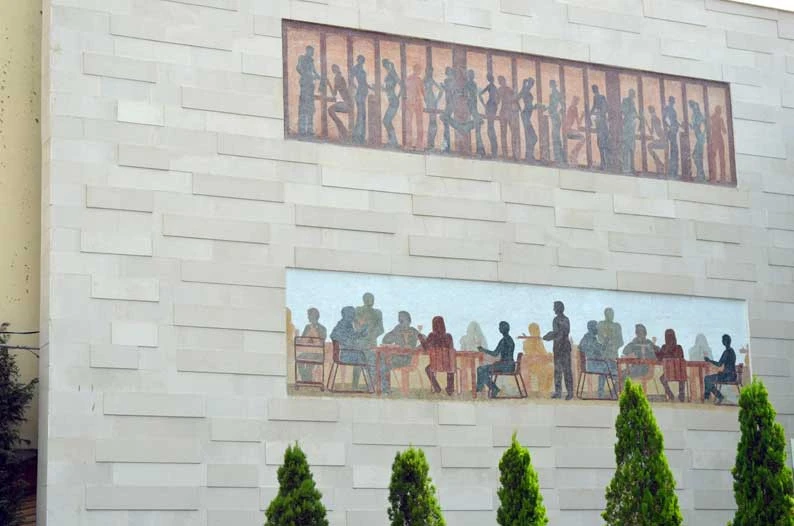 Mosaic Republic: Where Art Takes Form