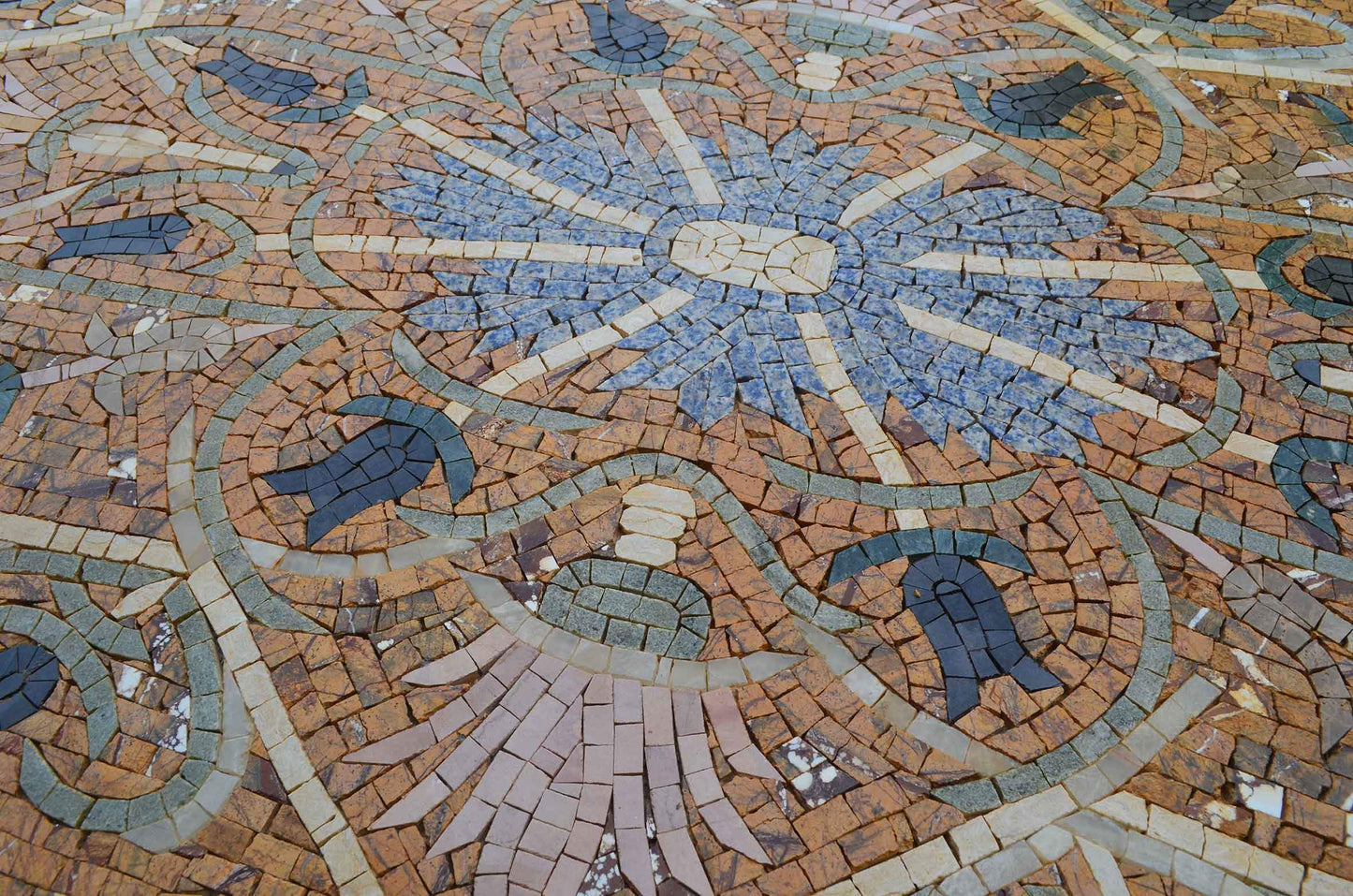 Hans IV - Ornamental Floral Mosaic