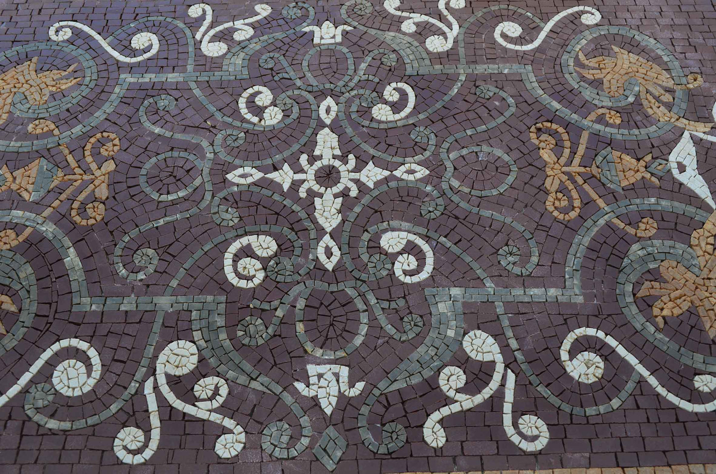 Area Rug Mosaic - Ceiba Brown