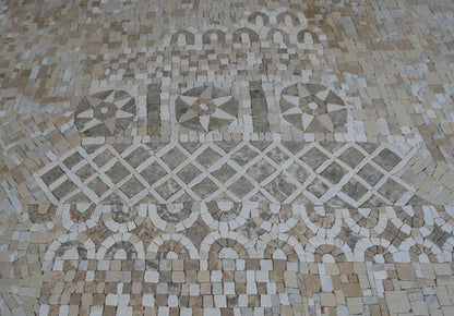 Geometric Mosaic - Quatrefoil