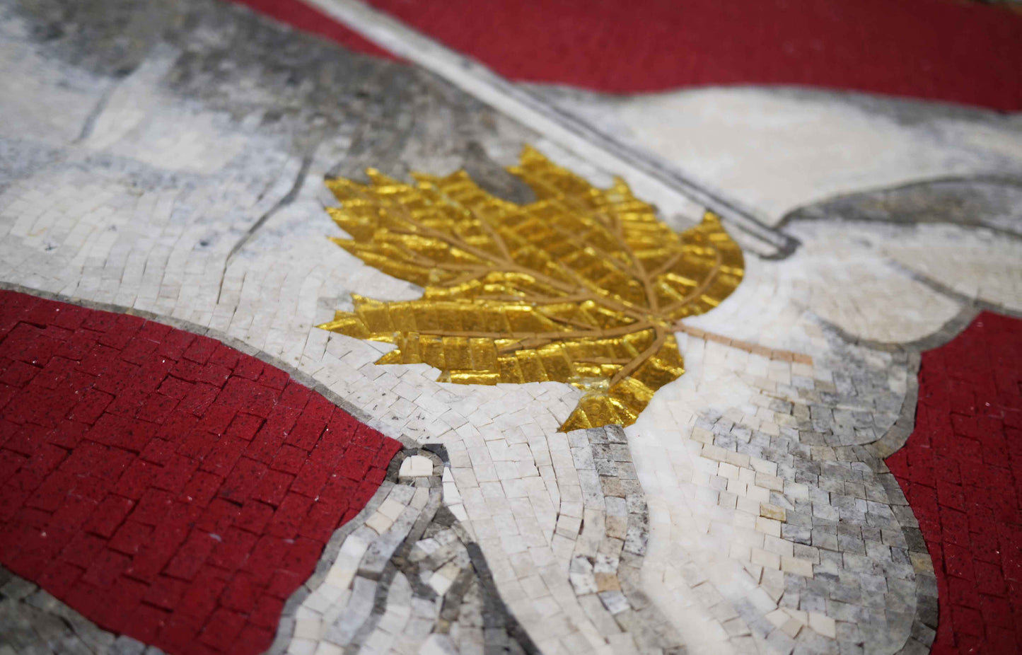 The Kiss in Tiles: Klimt Drawing Mosaic